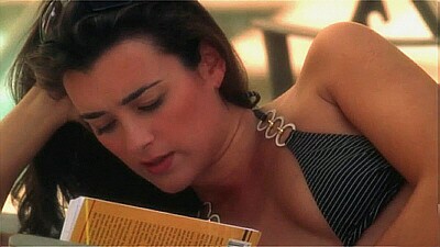 Pilar reading