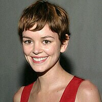 Nora
        Zehetner as Cricket