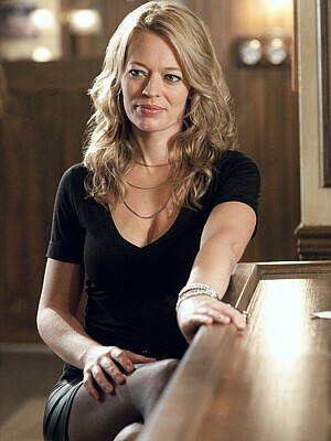 Jeri Ryan